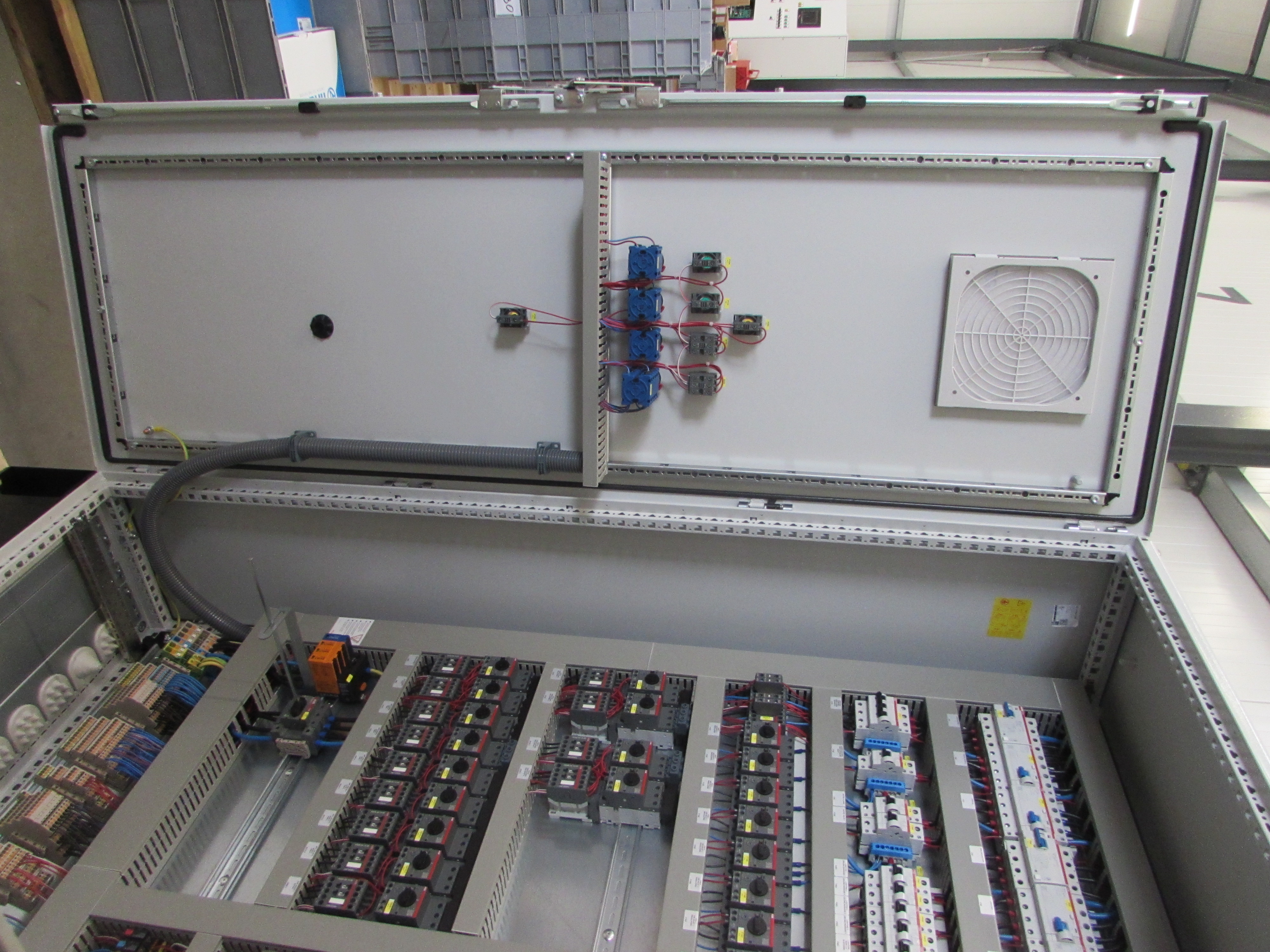 Control cabinet stall colony 2400 Viper internal